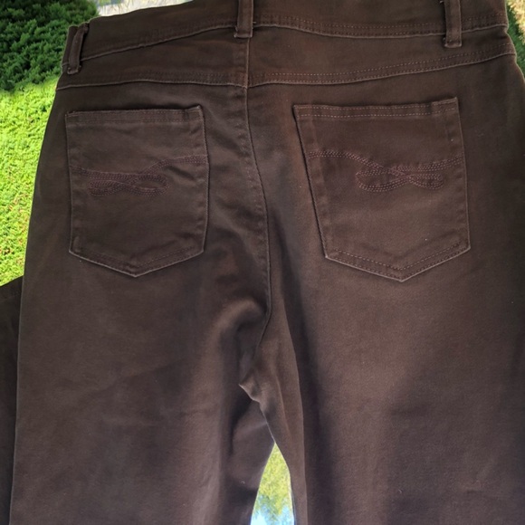 Style & Co Brown Jeans - Size 12P shirt - Picture 4 of 10